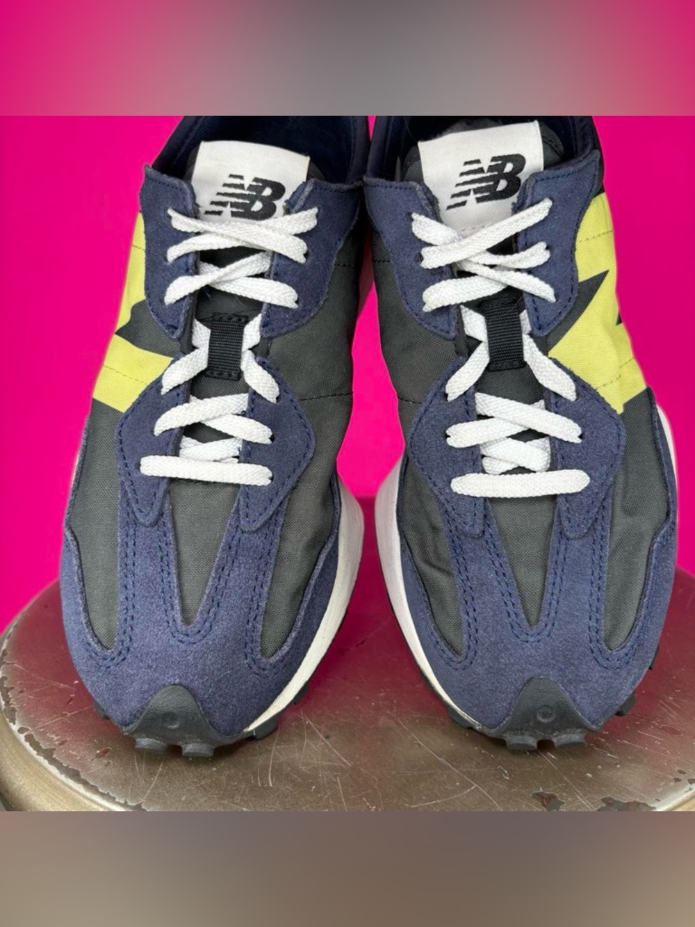 New Balance 327 Eclipse First Light Navy Blue Suede Black Nylon Sneaker US 7 - Picture 3 of 9